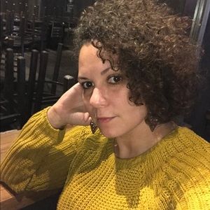 Meet your Posher, Gina